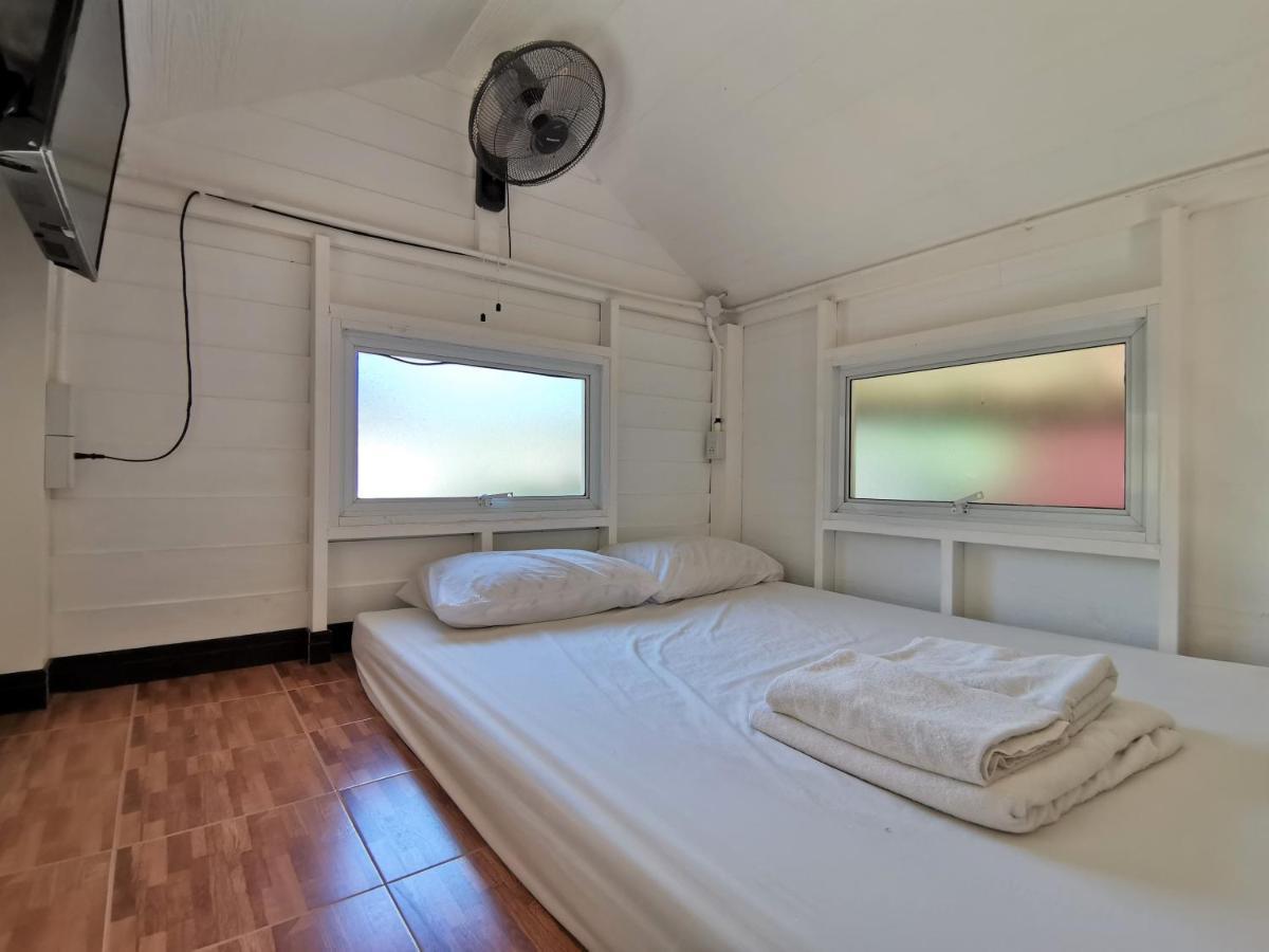 Phuhaya Bamboo Bungalows Ko Lanta Eksteriør bilde
