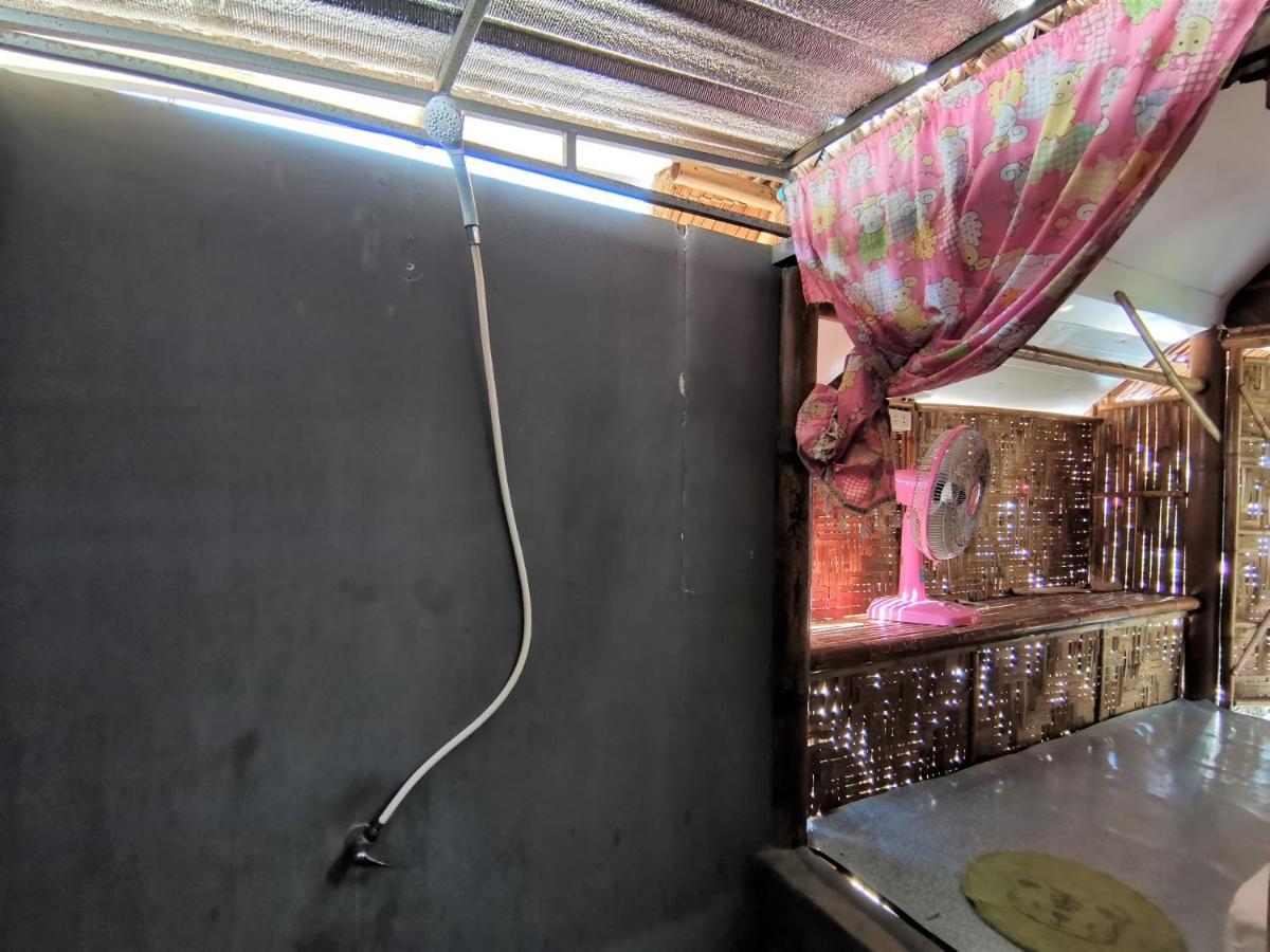 Phuhaya Bamboo Bungalows Ko Lanta Eksteriør bilde