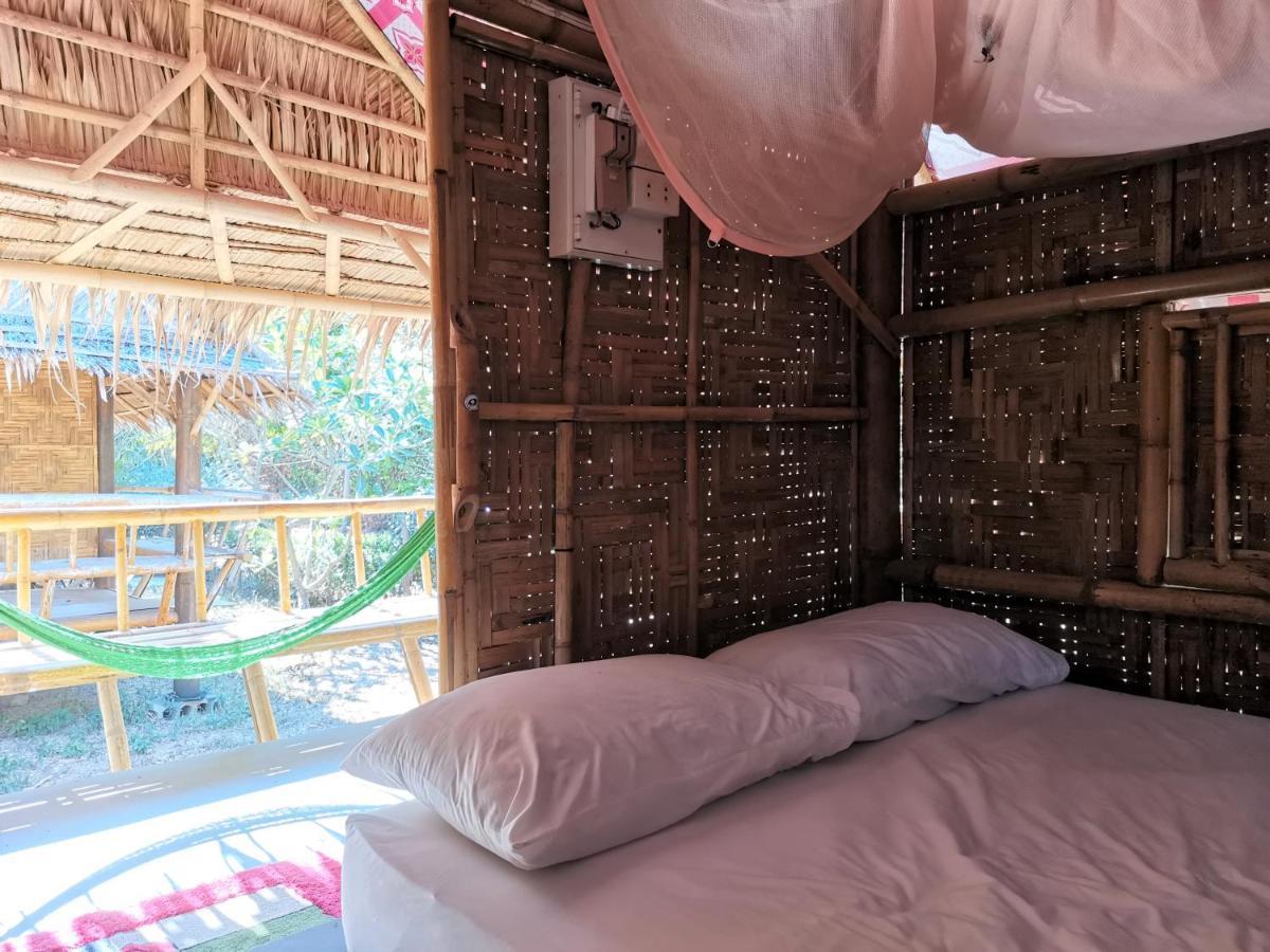 Phuhaya Bamboo Bungalows Ko Lanta Eksteriør bilde